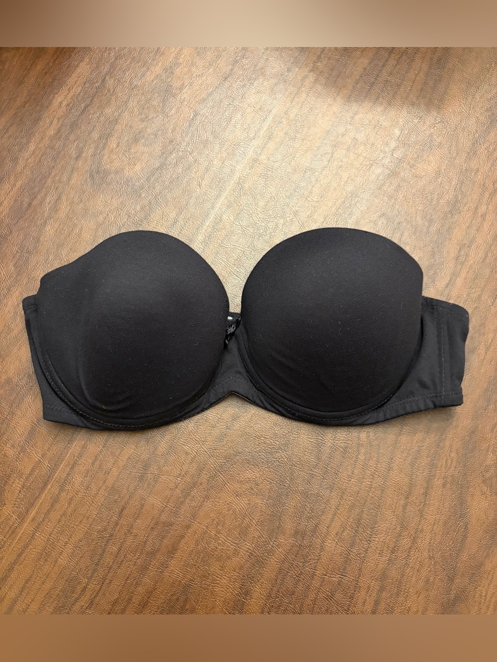 Victoria’s Secret Black Strapless Push-Up Bra Underwire Padded Women 36B NoStrap